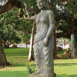 STATUE
