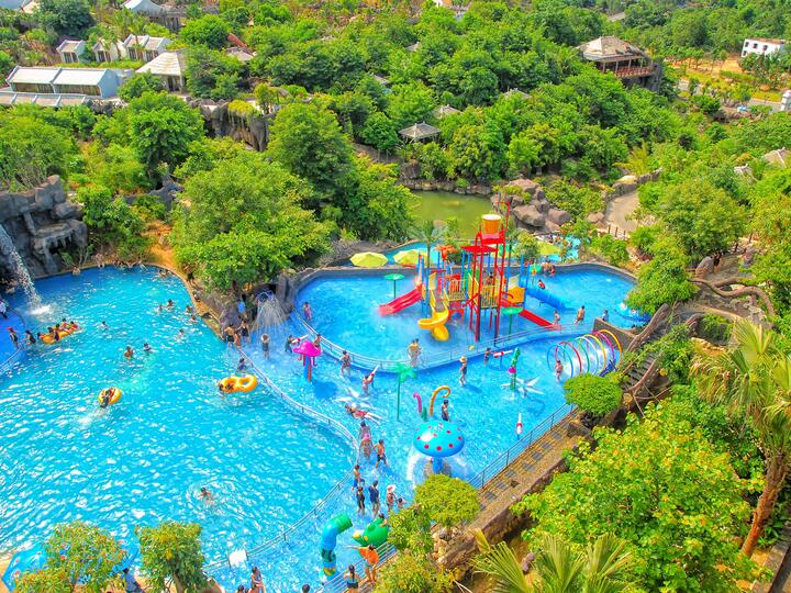 Công Viên Suối Khoáng Nóng Núi Thần Tài - Hot Spring Park